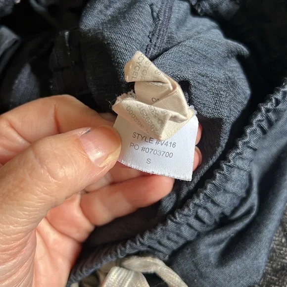 Vuori Men’s Sweatpant Blue Size Small - Picture 7 of 7